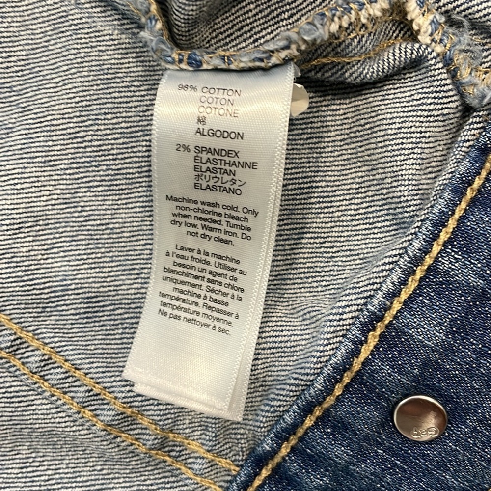 GAP Light Blue Denim Jean Jacket Distressed XS - Picture 5 of 7